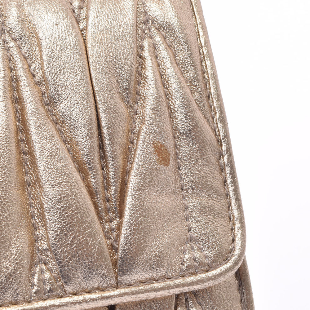 Miu MIu Matelasse Long Wallet Gold Leather - Picture 7 of 8